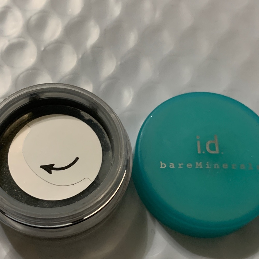 BareMinerals energy eye color Eye shadow full size .02 Oz sealed - Picture 3 of 5